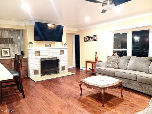 2135 Pine Ridge Drive, Wickliffe, OH 44092