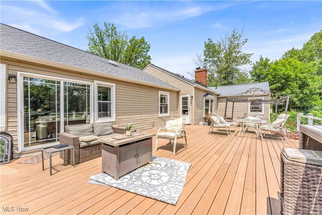 2135 Pine Ridge Drive, Wickliffe, OH 44092