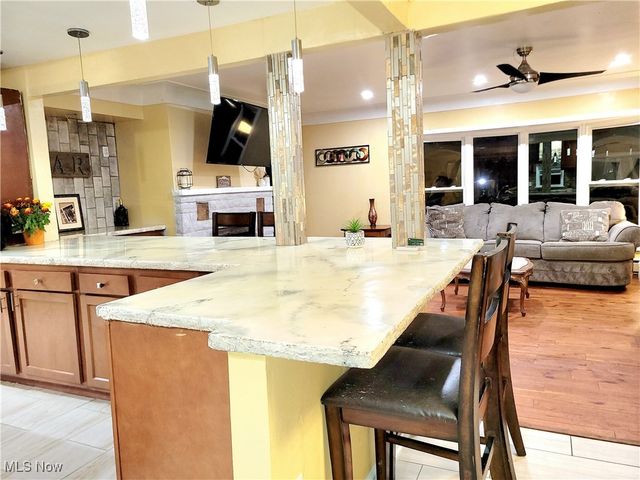 2135 Pine Ridge Drive, Wickliffe, OH 44092