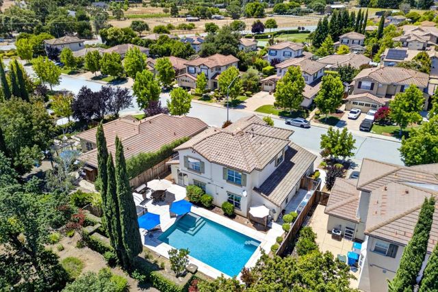 15090 Bellini Way, Morgan Hill, CA 95037
