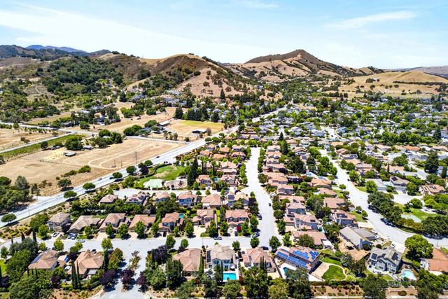 15090 Bellini Way, Morgan Hill, CA 95037