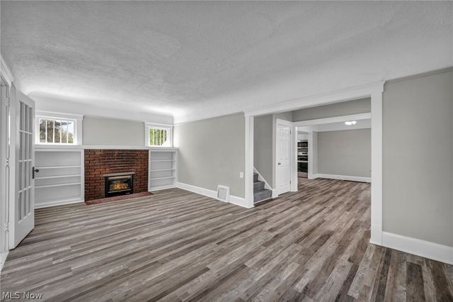 36553 Center Ridge Road, North Ridgeville, OH 44039