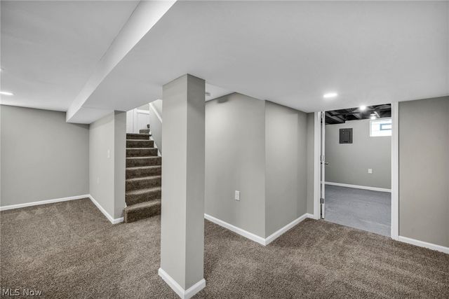 36553 Center Ridge Road, North Ridgeville, OH 44039