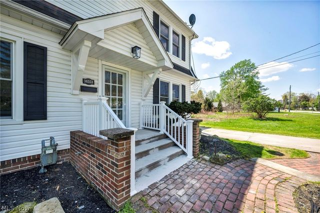 36553 Center Ridge Road, North Ridgeville, OH 44039