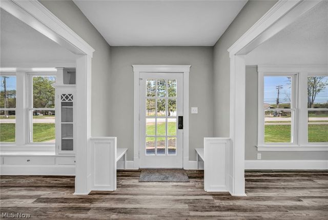 36553 Center Ridge Road, North Ridgeville, OH 44039