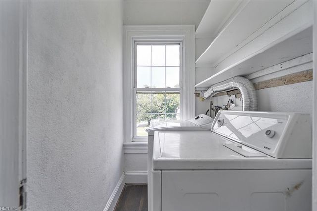 1328 Hampton DR, Newport News, VA 23607