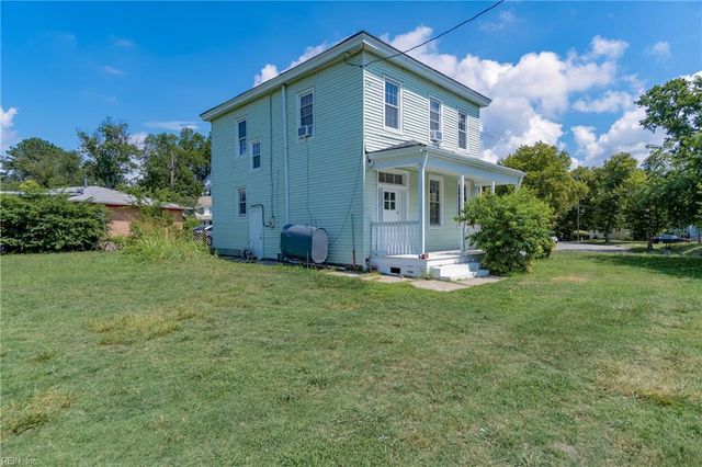 1328 Hampton DR, Newport News, VA 23607