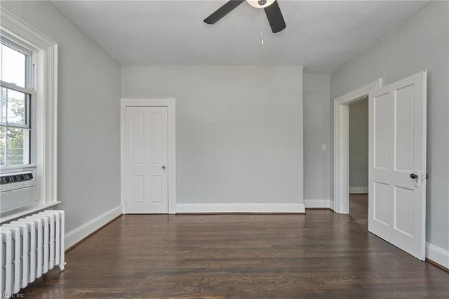 1328 Hampton DR, Newport News, VA 23607