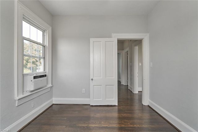 1328 Hampton DR, Newport News, VA 23607