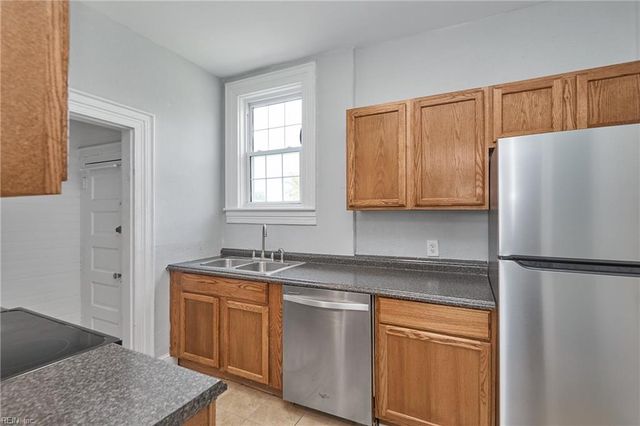 1328 Hampton DR, Newport News, VA 23607