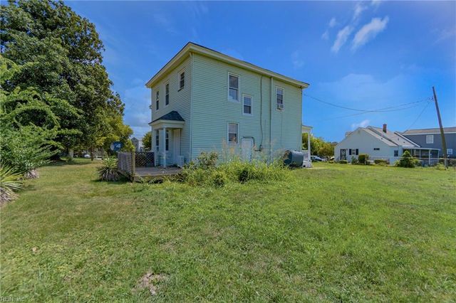 1328 Hampton DR, Newport News, VA 23607