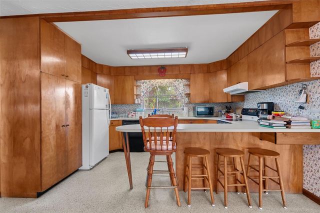 6608 24TH AVENUE E, Bradenton, FL 34208