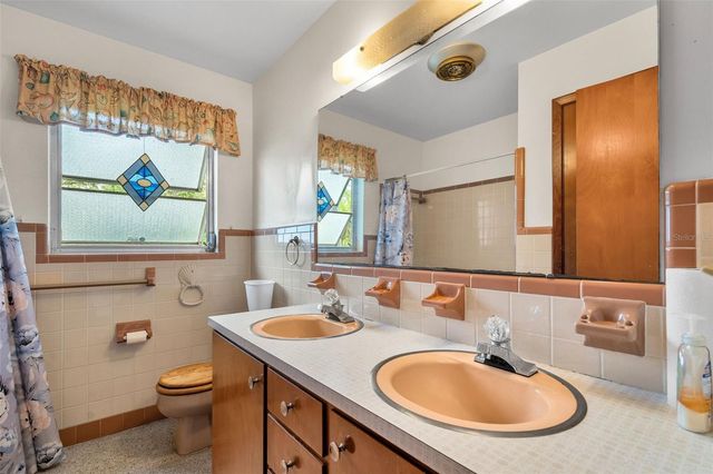 6608 24TH AVENUE E, Bradenton, FL 34208