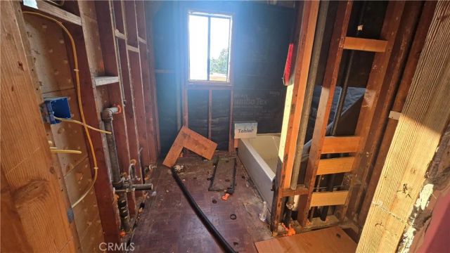 812 N Ridgewood, Los Angeles, CA 90038