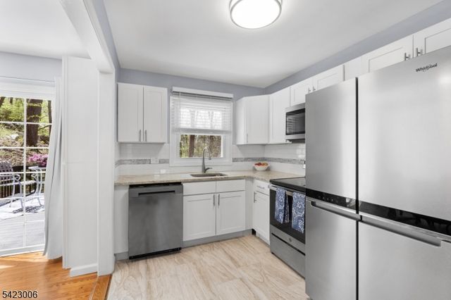 34 Rogers Ln, Sparta Twp., NJ 07871