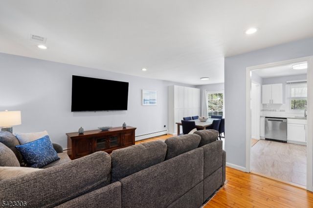 34 Rogers Ln, Sparta Twp., NJ 07871