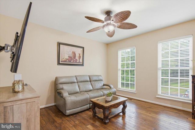 4505 MONMOUTH ST, Fairfax, VA 22030