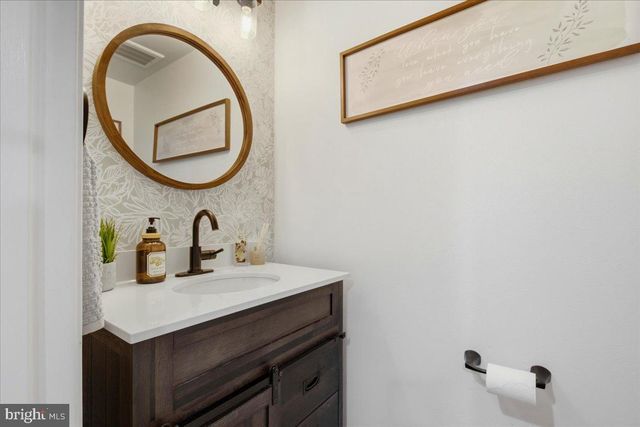 4505 MONMOUTH ST, Fairfax, VA 22030
