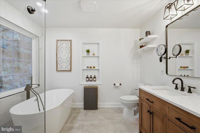 4505 MONMOUTH ST, Fairfax, VA 22030