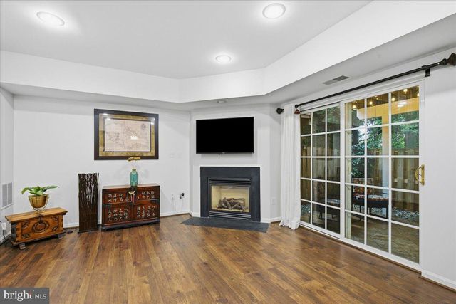 4505 MONMOUTH ST, Fairfax, VA 22030