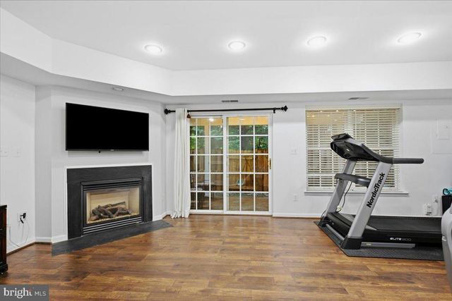 4505 MONMOUTH ST, Fairfax, VA 22030