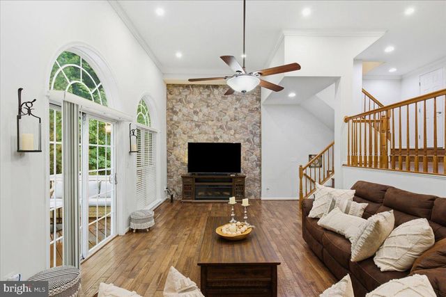 4505 MONMOUTH ST, Fairfax, VA 22030