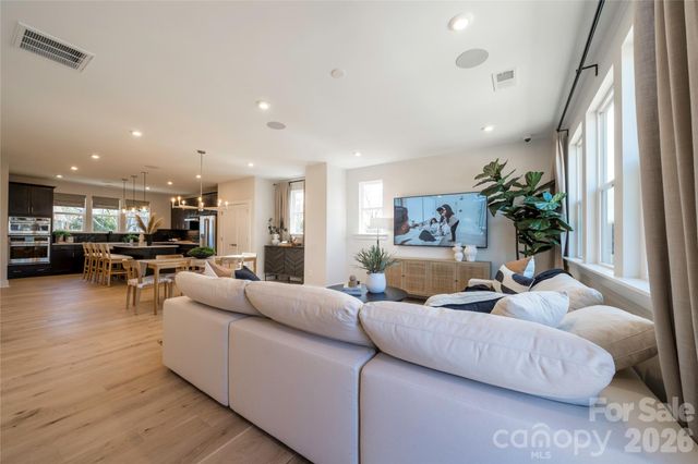 1515 Levy Way, Charlotte, NC 28205