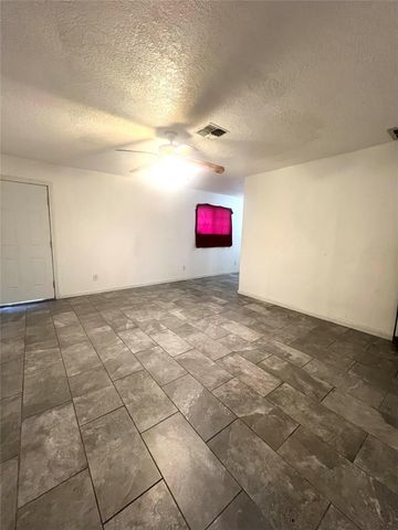 10515 Sagewind Drive, Houston, TX 77089