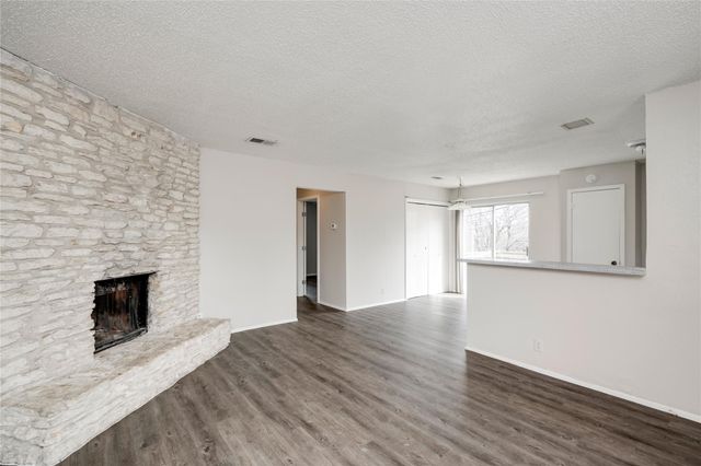 11907 Alpheus Ave D, Austin, TX 78759