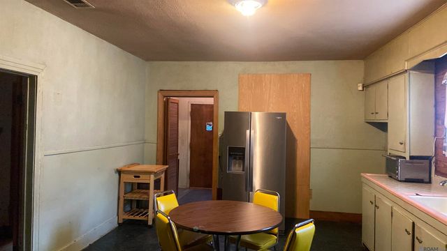 702 N 29th St, Baton Rouge, LA 70802