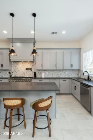 5049 E SHAW BUTTE Drive, Scottsdale, AZ 85254
