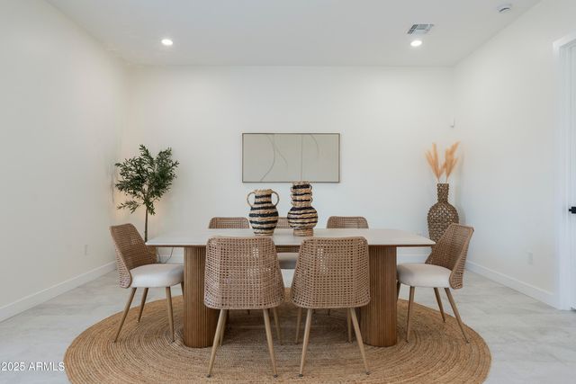 5049 E SHAW BUTTE Drive, Scottsdale, AZ 85254