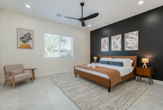 5049 E SHAW BUTTE Drive, Scottsdale, AZ 85254