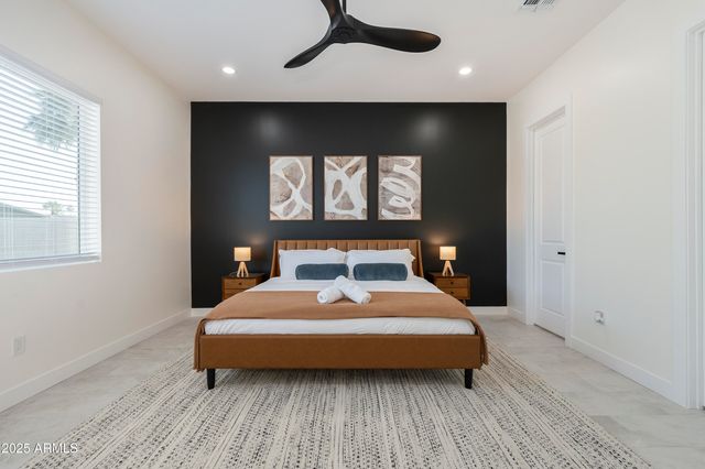 5049 E SHAW BUTTE Drive, Scottsdale, AZ 85254