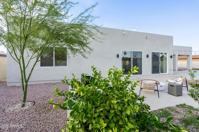 5049 E SHAW BUTTE Drive, Scottsdale, AZ 85254
