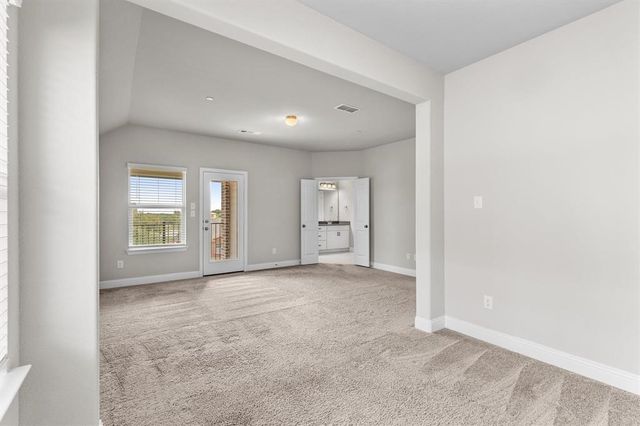 593 Hutchinson Lane, Lewisville, TX 75077