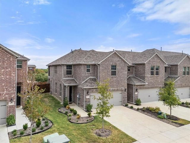 593 Hutchinson Lane, Lewisville, TX 75077
