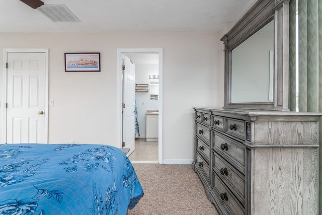 160 Suburban Parkway, Warwick, RI 02889