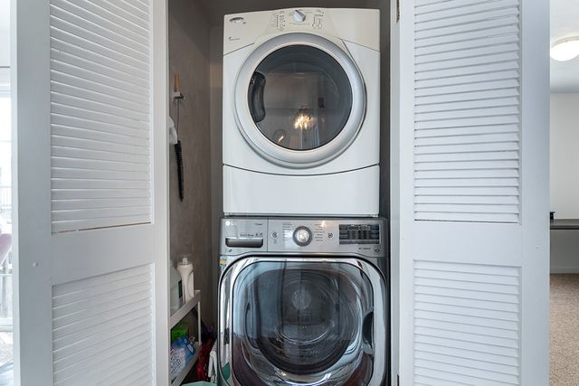 160 Suburban Parkway, Warwick, RI 02889