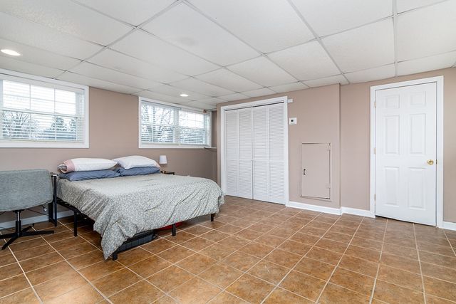 160 Suburban Parkway, Warwick, RI 02889