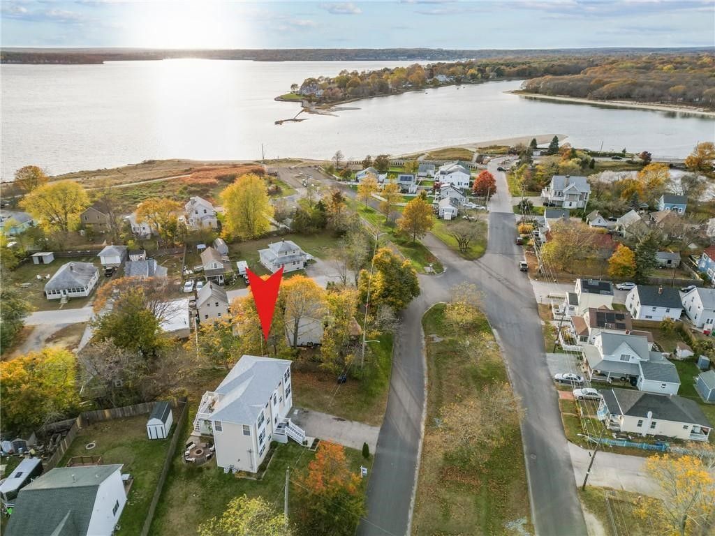 160 Suburban Parkway, Warwick, RI 02889