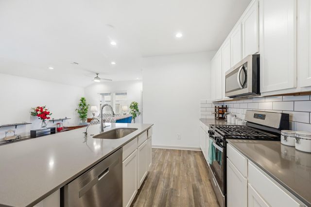 7002 Fleetwood Crescent Way, Richmond, TX 77407
