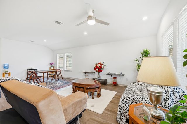 7002 Fleetwood Crescent Way, Richmond, TX 77407
