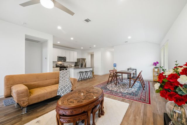 7002 Fleetwood Crescent Way, Richmond, TX 77407