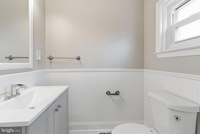 930 12TH AVE, Prospect Park, PA 19076