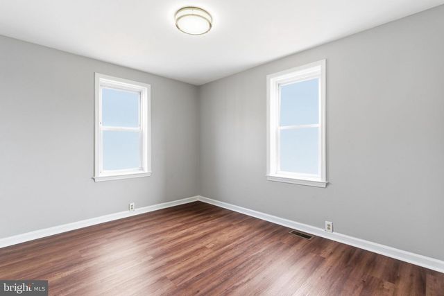 930 12TH AVE, Prospect Park, PA 19076