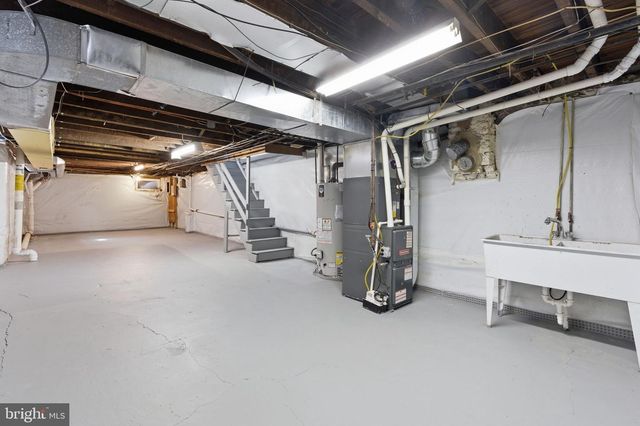 930 12TH AVE, Prospect Park, PA 19076