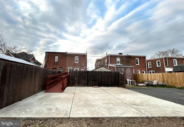 930 12TH AVE, Prospect Park, PA 19076