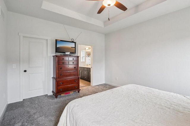 655 Ridge View Lane, Oregon, WI 53575