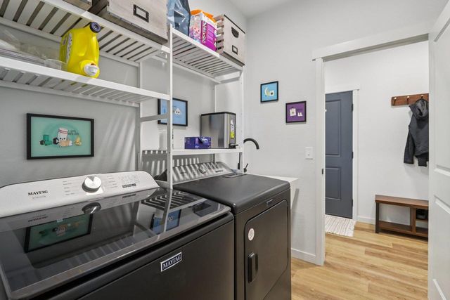 655 Ridge View Lane, Oregon, WI 53575